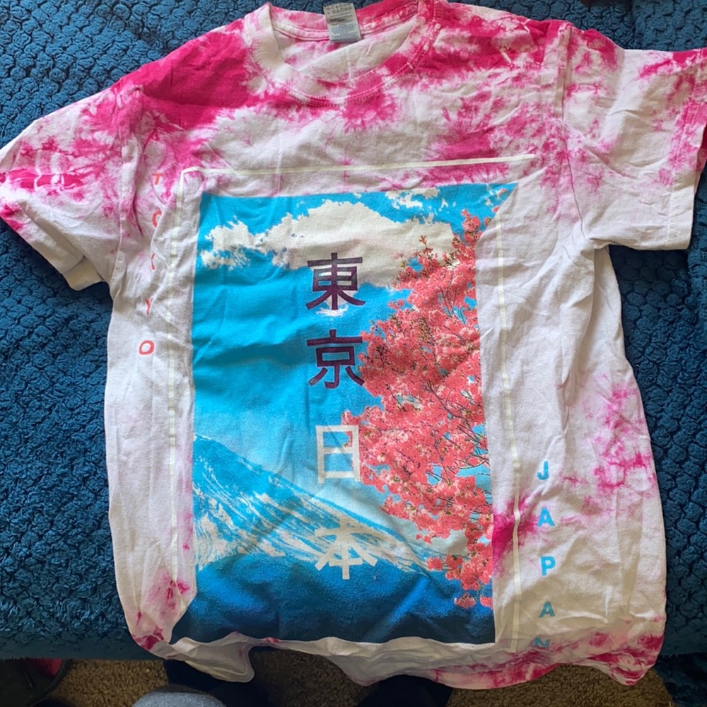 Pink Japanese letter shirt in small